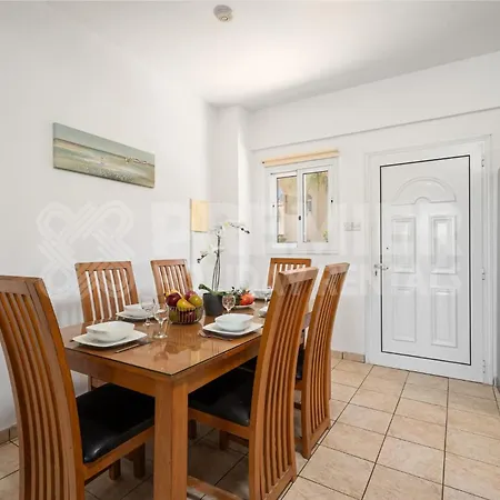 Coral Villa Paralimni