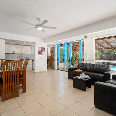 Villa Coral Paralimni